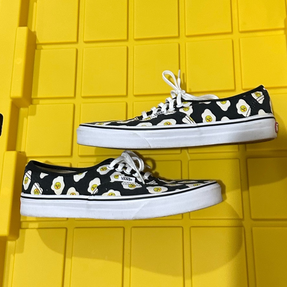 Audra Dandy Designer Vans - Picture 7 of 12